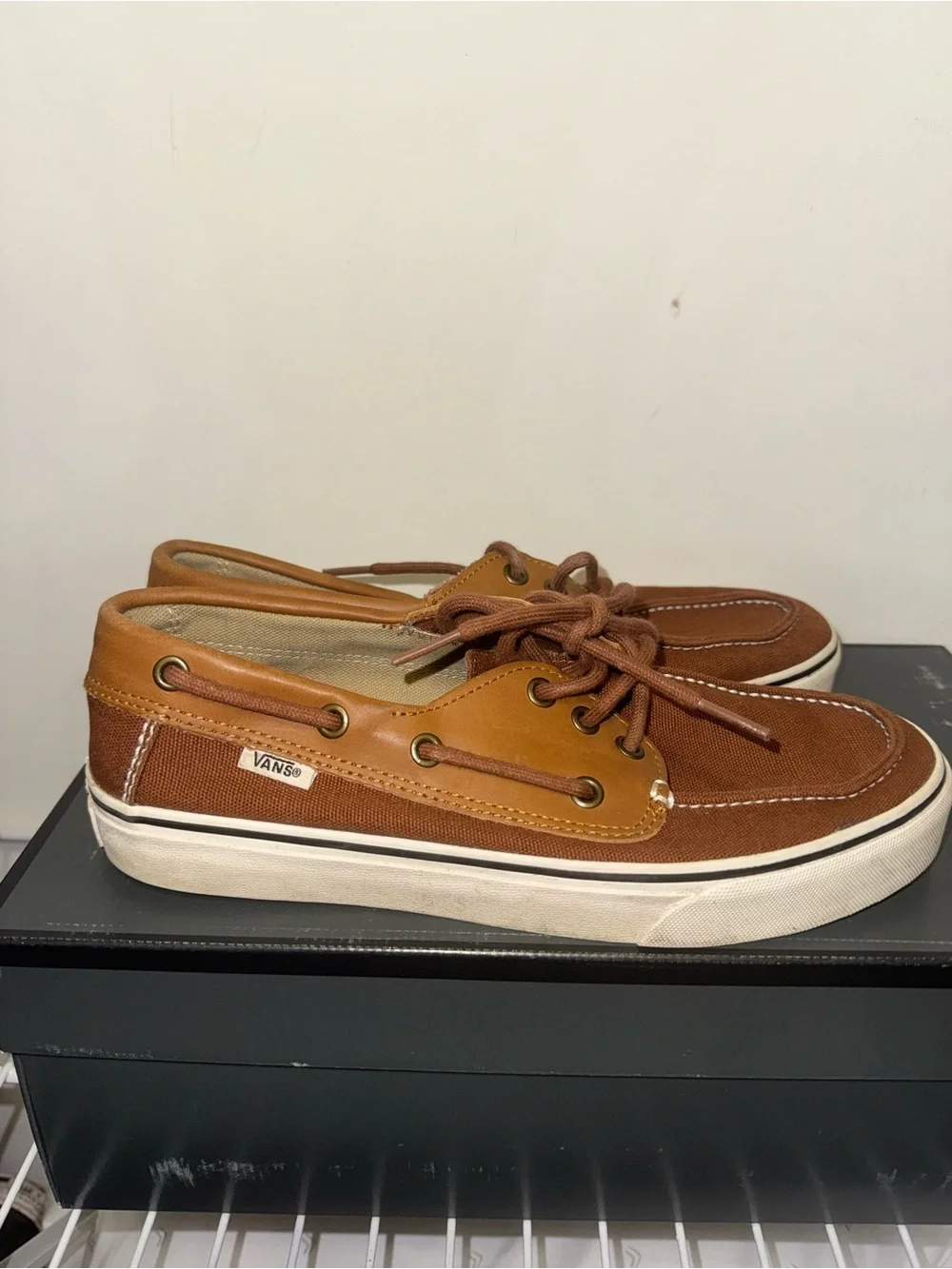 Vans classic brown